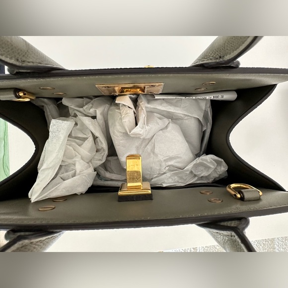 Salvatore Ferragamo Studio Box bag NEW - Picture 8 of 16